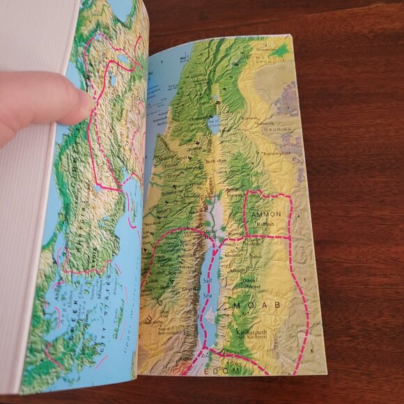 Harpercollins Study Bible : New Revised Standard Version With Apocryphal... - Picture 11 of 11